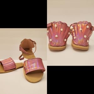 Crewcuts Girls‎ Pink Seashell Sandals Size 4